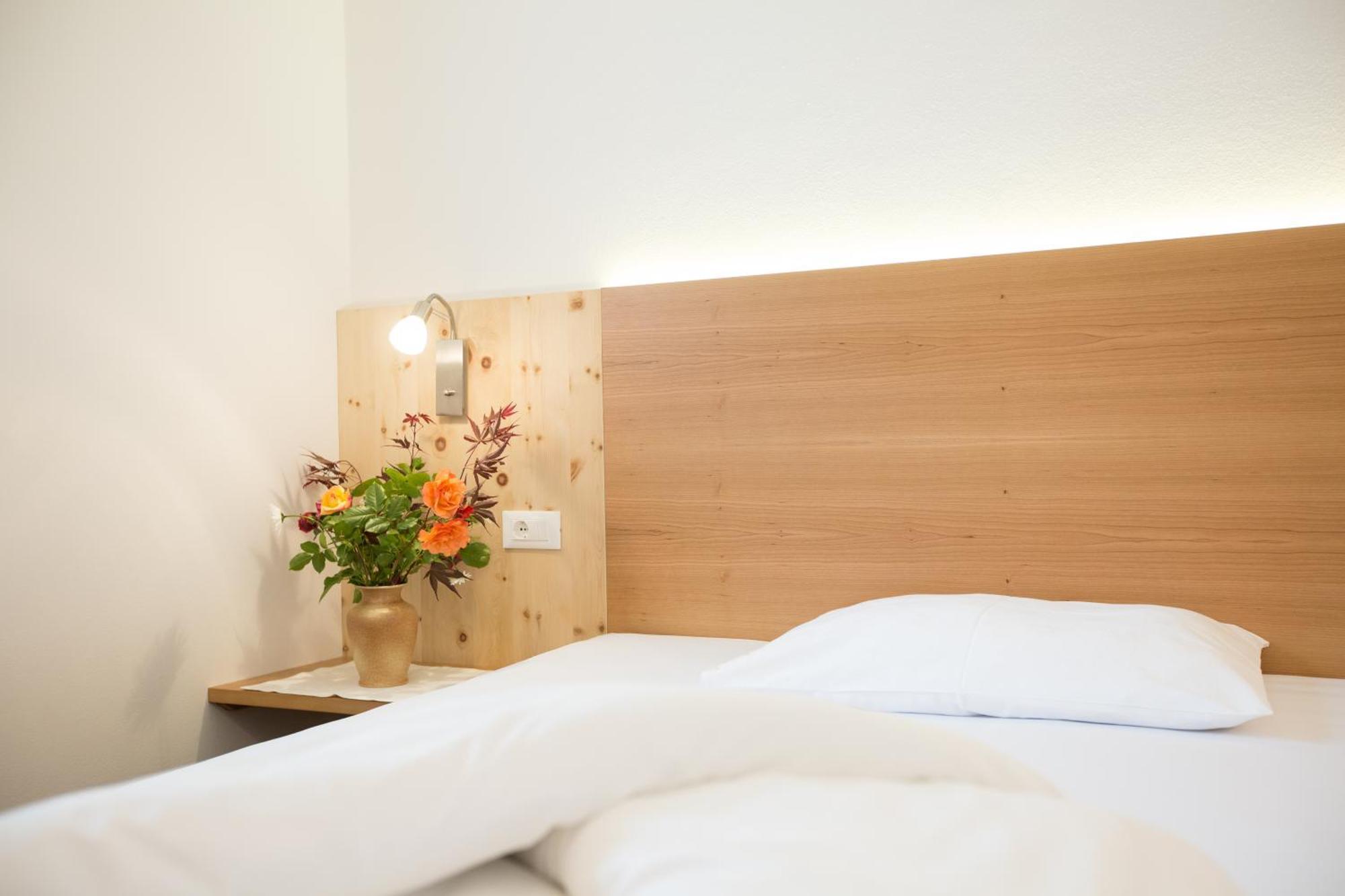 Hotel Appartement Inge ティローロ エクステリア 写真