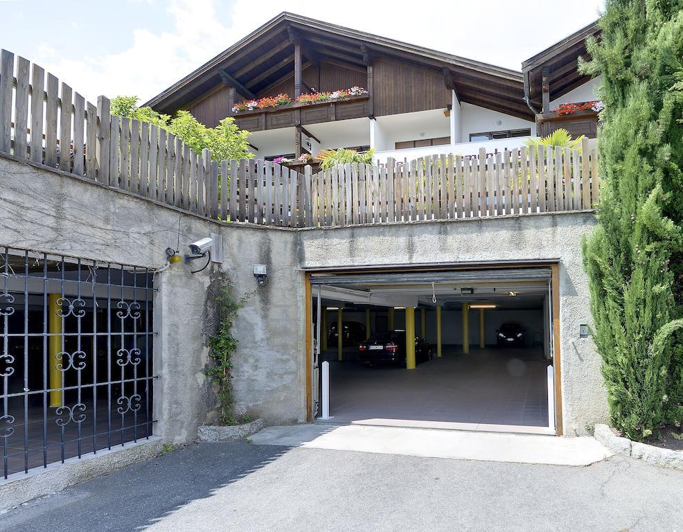 Hotel Appartement Inge ティローロ エクステリア 写真