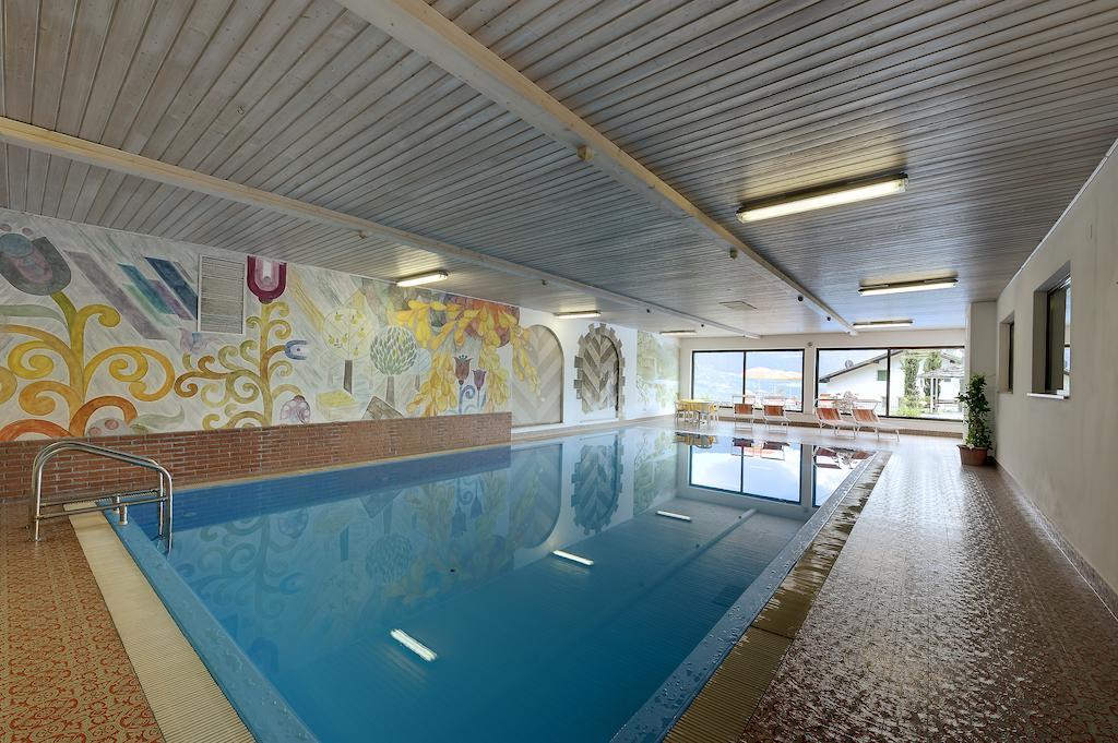 Hotel Appartement Inge ティローロ エクステリア 写真