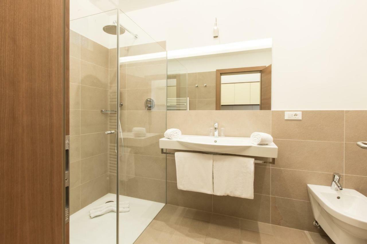 Hotel Appartement Inge ティローロ エクステリア 写真